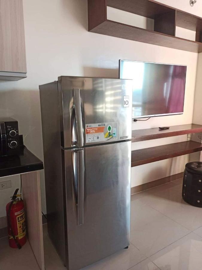 Mabolo Garden Flat A6 With Free Rooftop Pool Cebu Exterior foto