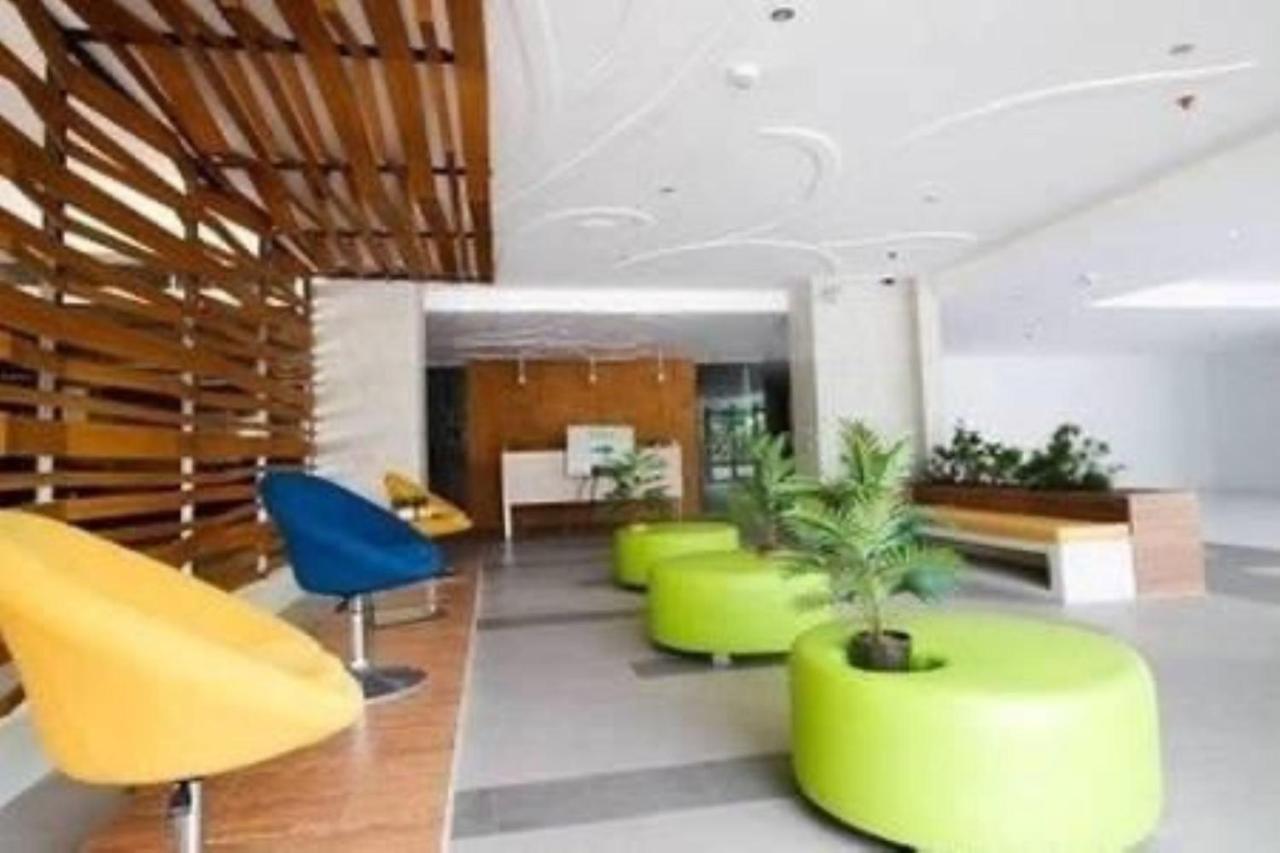 Mabolo Garden Flat A6 With Free Rooftop Pool Cebu Exterior foto