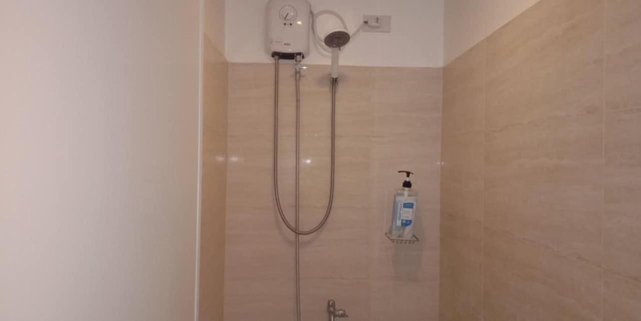 Mabolo Garden Flat A6 With Free Rooftop Pool Cebu Exterior foto