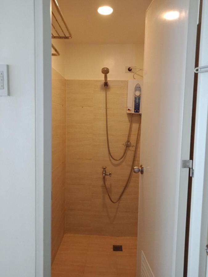 Mabolo Garden Flat A6 With Free Rooftop Pool Cebu Exterior foto