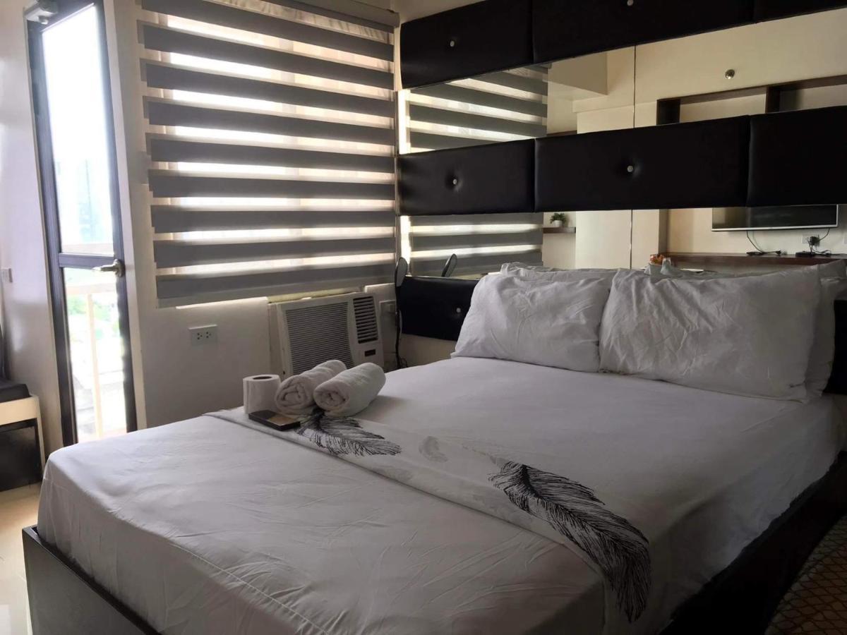 Mabolo Garden Flat A6 With Free Rooftop Pool Cebu Exterior foto